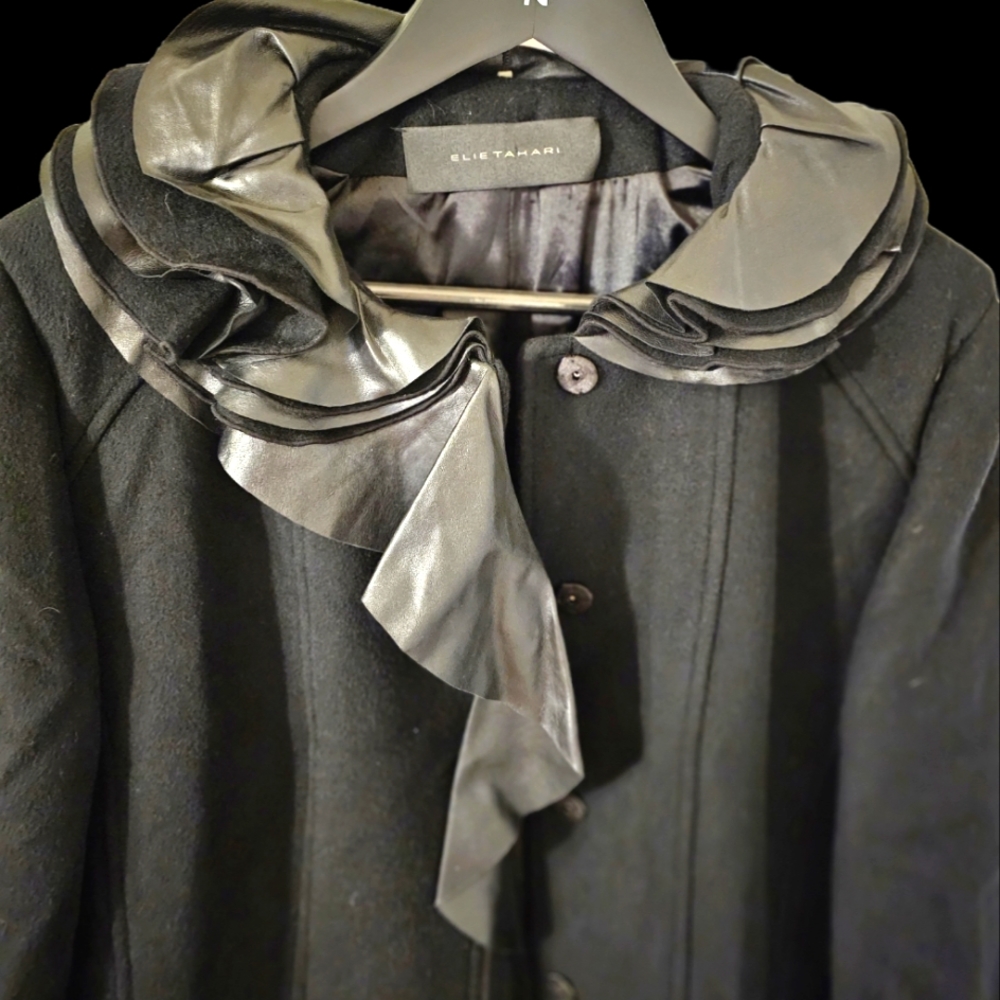 ELIETAHARI BLACK WOOL GOAT